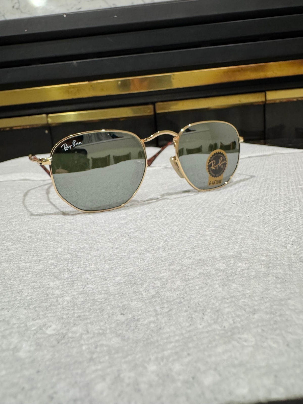 Ray-Ban RB3548 Polarized Sunglasses – Modern gold Frame, Silver Lenses