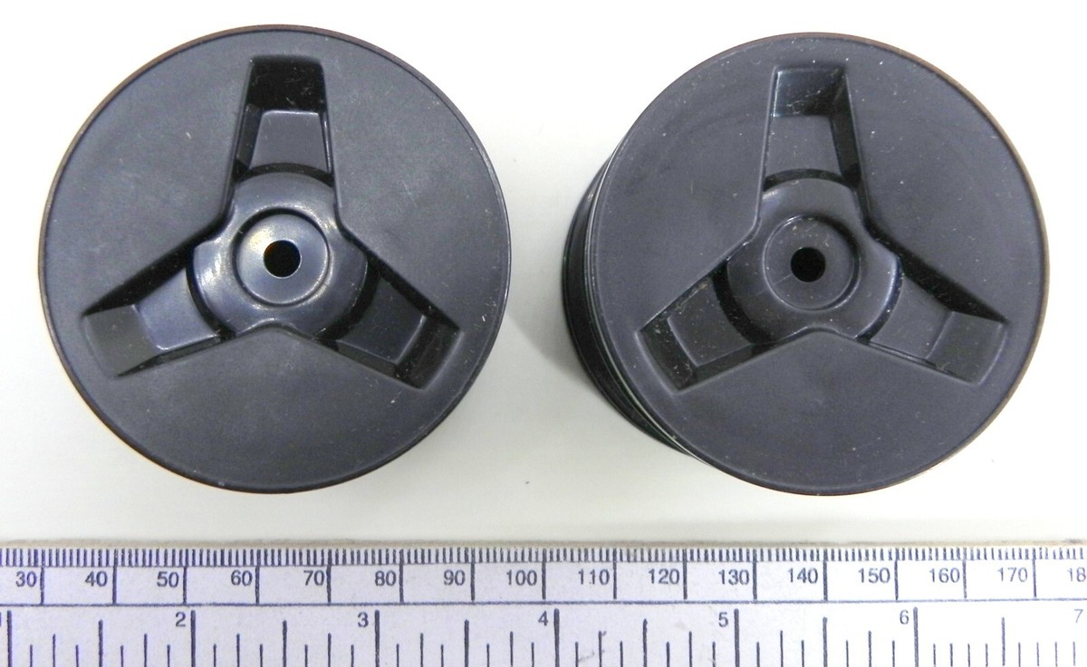 Tamiya Part No: 9335051 / 10445108 Pair Of Wheels For The