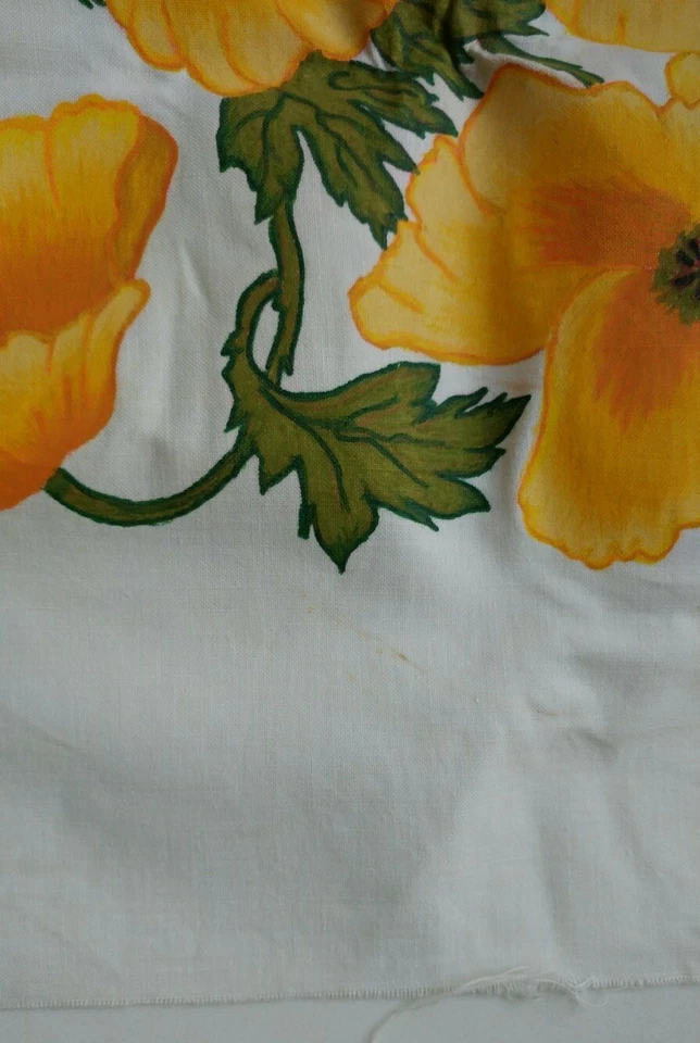 4 Square Vintage 18" x18" Linen Pre Cut Fabric Hand Painted  Pattern Flowers Lot - Image 4 of 4