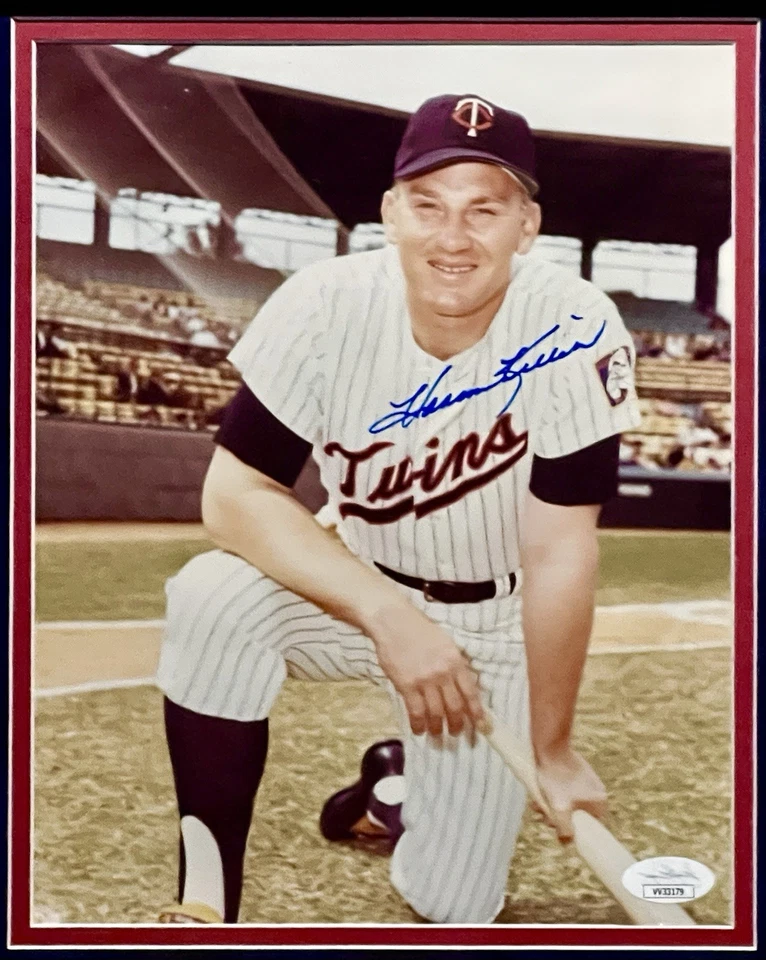 Harmon Killebrew Signed Photo Framed Suede Baseball Auto - Twins *JSA Authentic* - Image 2 of 4