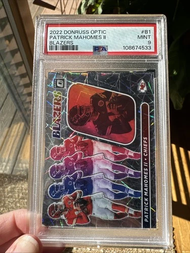 2022 Panini Donruss Optic Patrick Mahomes II Blazers #B-1