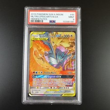 PSA 9 Moltres Zapdos Articuno 44/68 Pokemon Hidden Fates Holo Graded Karte