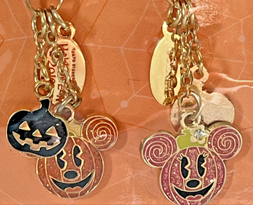 Japan Tokyo Disney Resort 2010 Halloween Strap Set Mickey