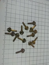 Vintage Lot Of 13 Russwin 6ru7 Blank Uncut Keys 