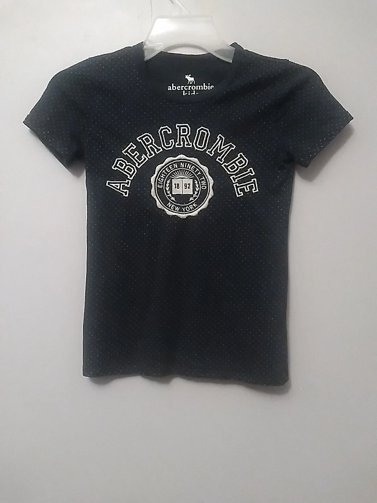 Abercrombie Kids T Shirt 9/10 Logo On Front 1892 NY Polka Dots Casual Wear
Opens in a new window or