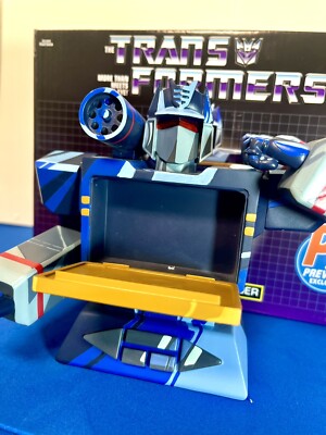 2022 Hasbro Transformers- SOUNDWAVE Bust Resin Business Card