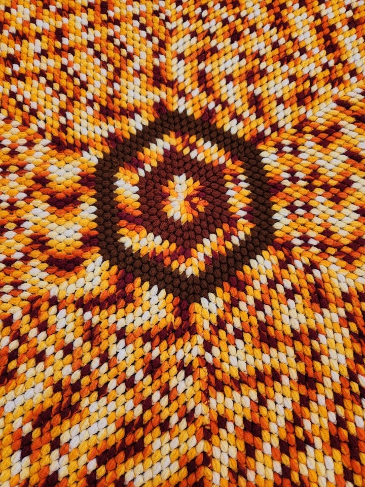 Винтажный ручной работы вязаный афганский 68 x 58 «шестиугольник оранжевый и коричневый плед - Изображение 4 из 4
