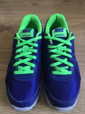 nike revolution 2 junior