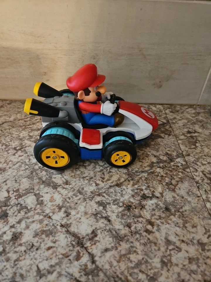 Mario Kart 8 XL Anti-Gravity R/C Racer Car 2020 VERSION - Image 3 of 4