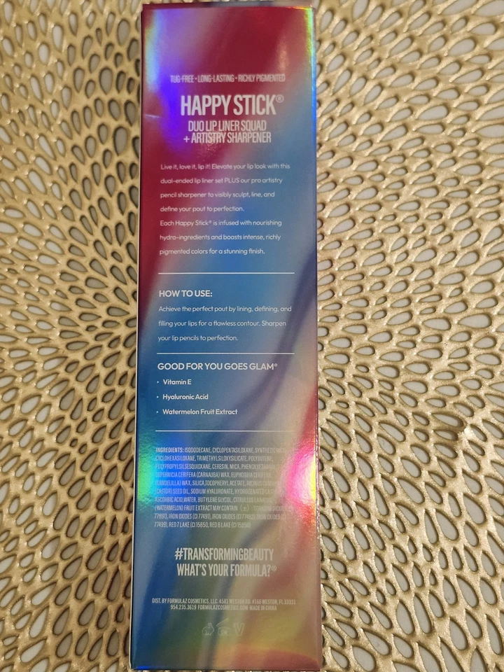 Formula Z Happy Stick Duo Lip Liner Squad + Artistry Sharpener - Image 4 of 4