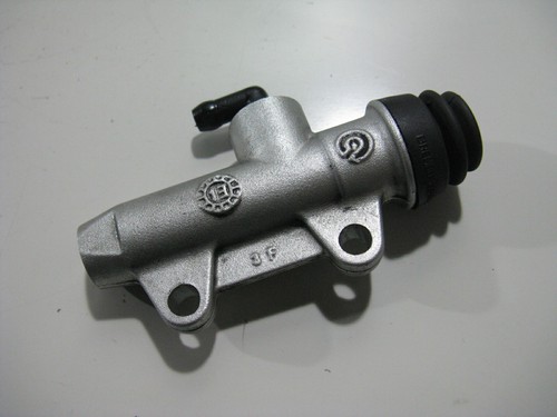 Bremszylinder hinten Bremspumpe Rear Brake Cylinder Husqvarna Nuda 900 ABS 12-14