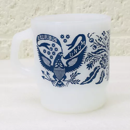 VTG‼ Fire King Anchor Hocking Blue E Pluribus Unum Milk Glass Coffee Mug USA VG‼