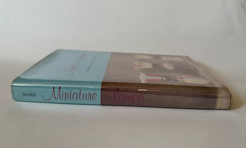 Frank R. & Ruth E. Smith : MINIATURE LAMPS : 1968 Nelson Hardcover - Picture 6 of 16