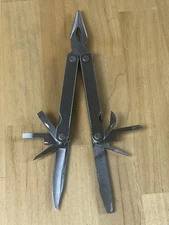 0593 LEATHERMAN SUPER TOOL VINTAGE MULTITOOL And Sheath