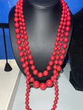 NWT Triple-strand Graduated Red Round Lucite Bead Necklace