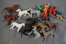 Lot of Vintage Plastic Horses Archer Riders