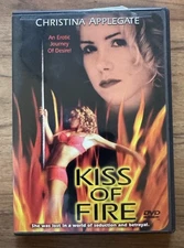 Kiss of Fire - DVD - Christina Applegate - 2000 - w/ Original Insert