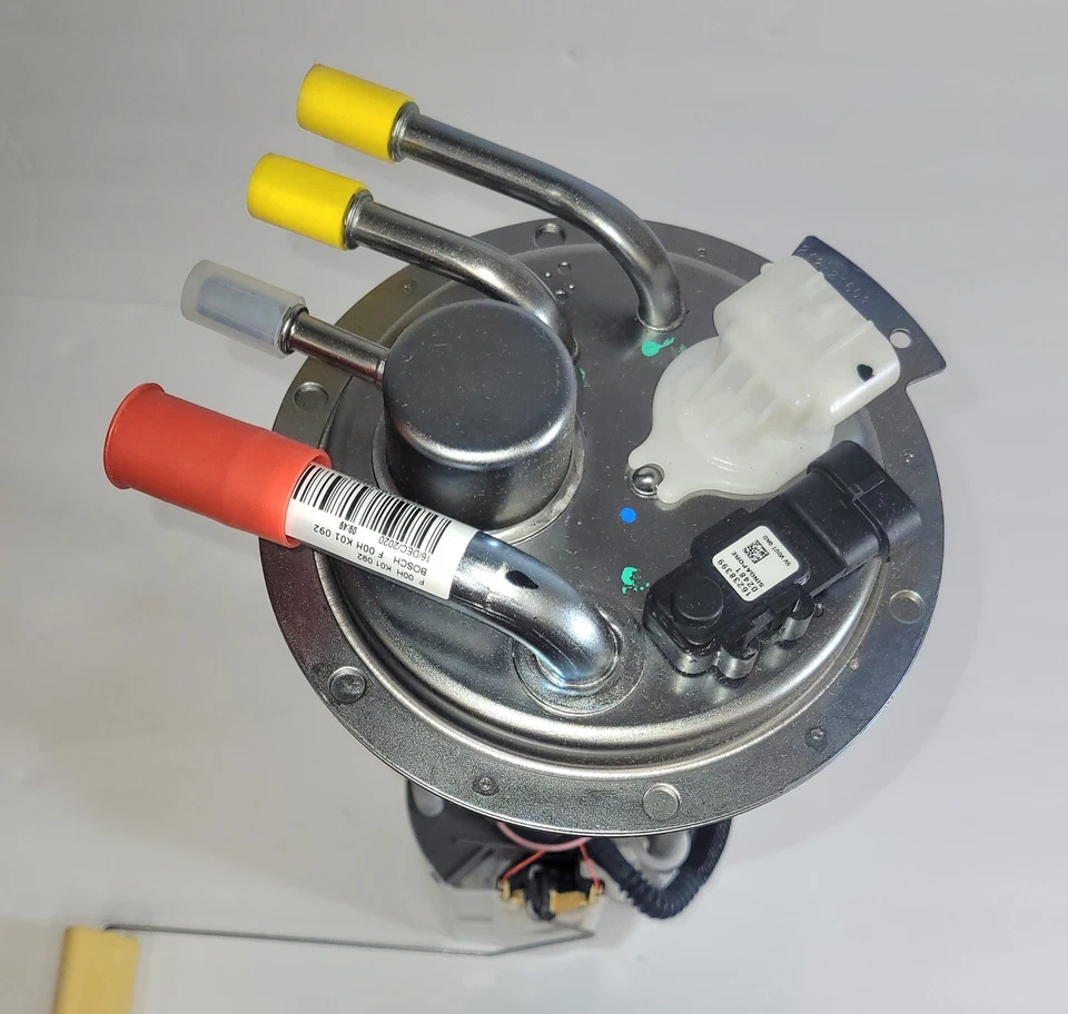 Módulo de bomba de combustible Bosch 67781 para Chevrolet GMC Silverado 1500 2007-2008 Foto 3 de 4