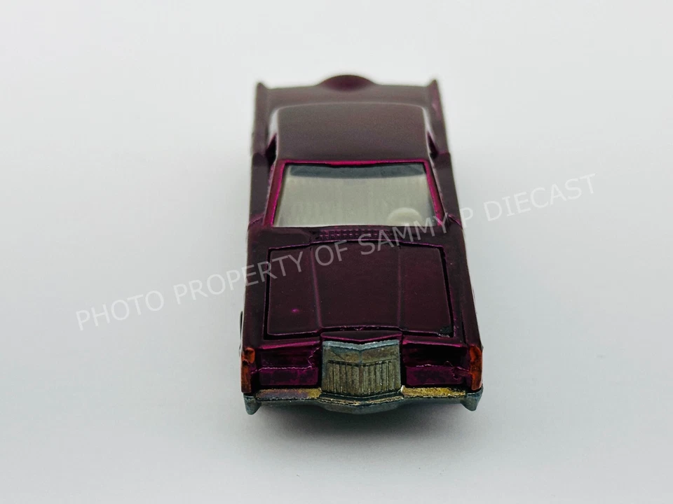 Interior Hot Wheels Redline CUSTOM CONTINENTAL Magenta EE. UU. Blanco ¡Muy Bonito!!! Foto 3 de 4