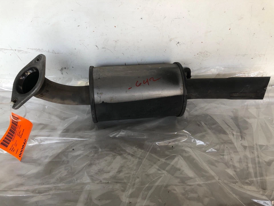 2004 - 2007 丰田 HIGHLANDER 排气消声器管总成 2.4L 4 气缸原始设备制造商 — 第 3/4 张图片