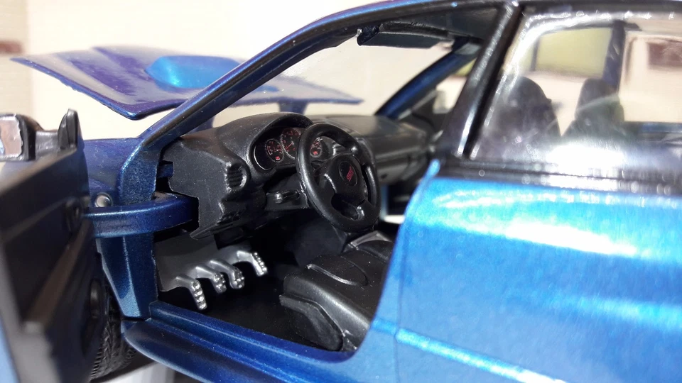 1:24 Subaru Impreza WRX STi Hawkeye 2005 Motormax Diecast Model Car 73330 - Image 4 of 4