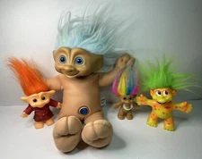 4 Trolls / Rainbow Hair Russ, Plush Treasure Troll, Unbranded /Vintage/ Lot Of 4