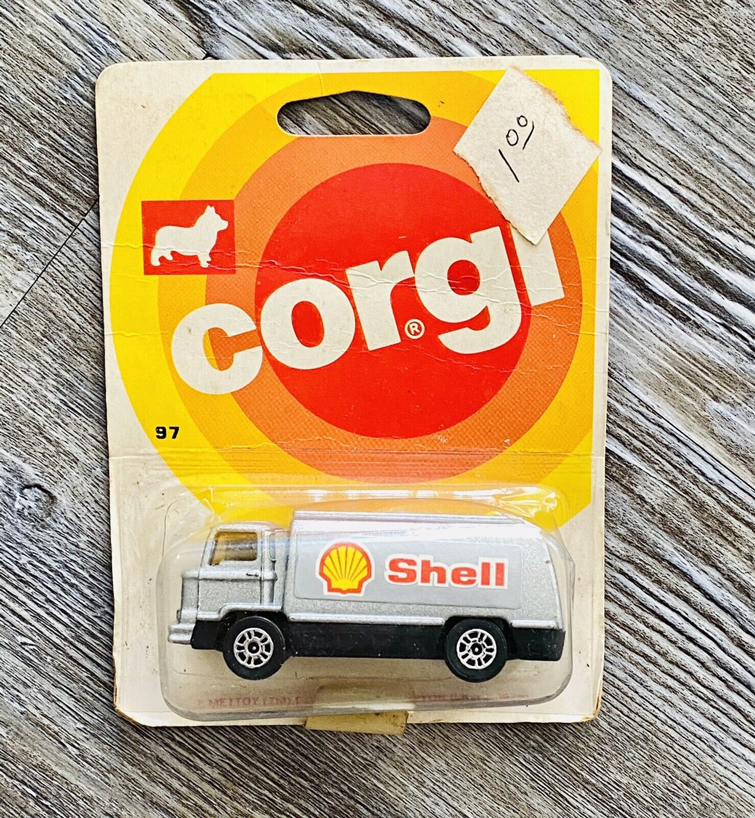 Vintage Corgi Juniors | Shell Gas Petrol Tanker Truck | #97 | 1976 | On Card