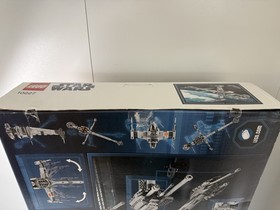LEGO Star Wars: B-wing Starfighter (10227)