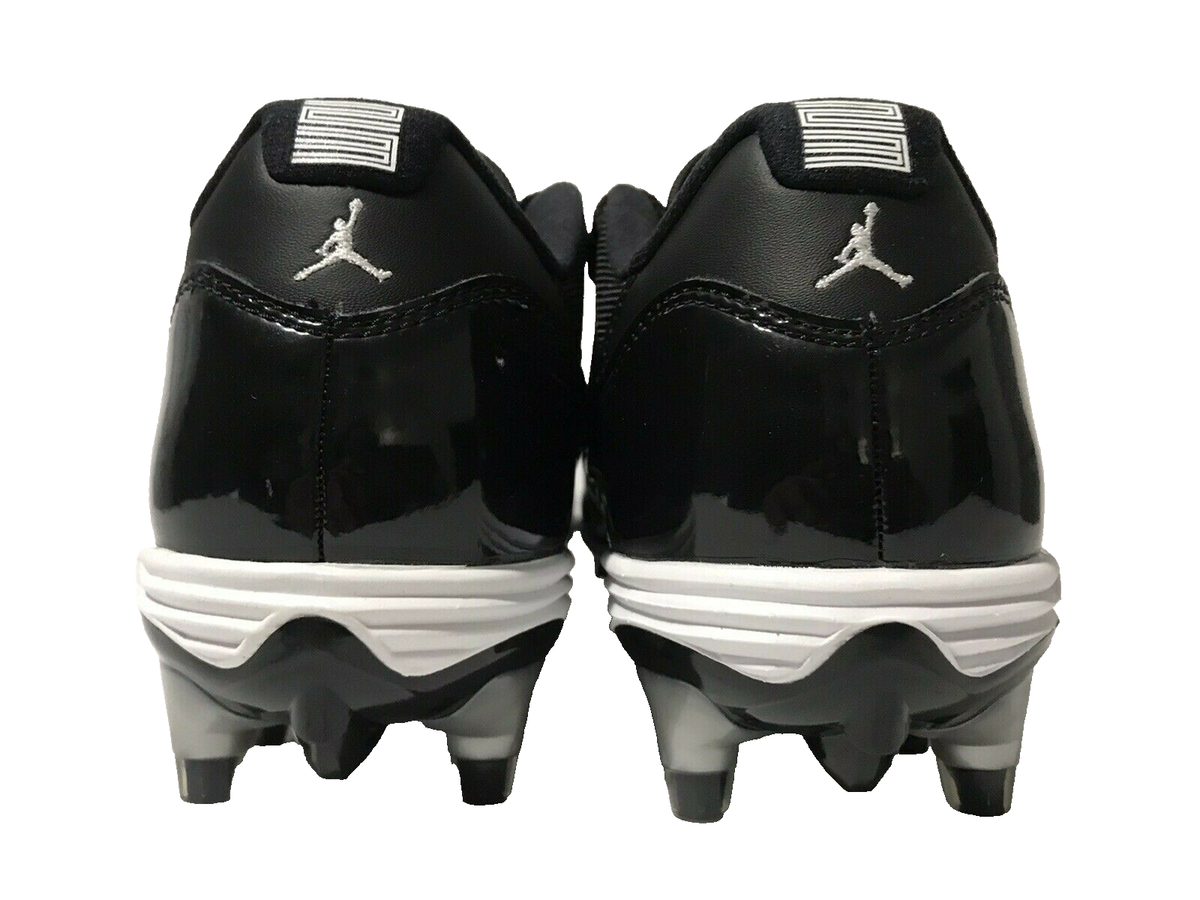 low jordan 11 cleats