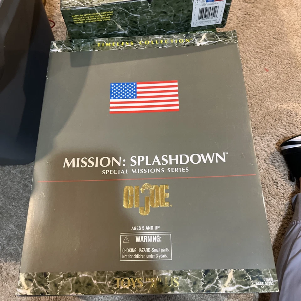 GI Joe Mission Splashdown 12" Figure and Capsule Timeless Collection Toys R US - Image 3 of 4