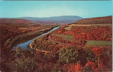 POSTCARD-THE CAPON VIEW, POTOMAC PANORAMA, NEAR BERKLEY SPRINGS, W, VA.
