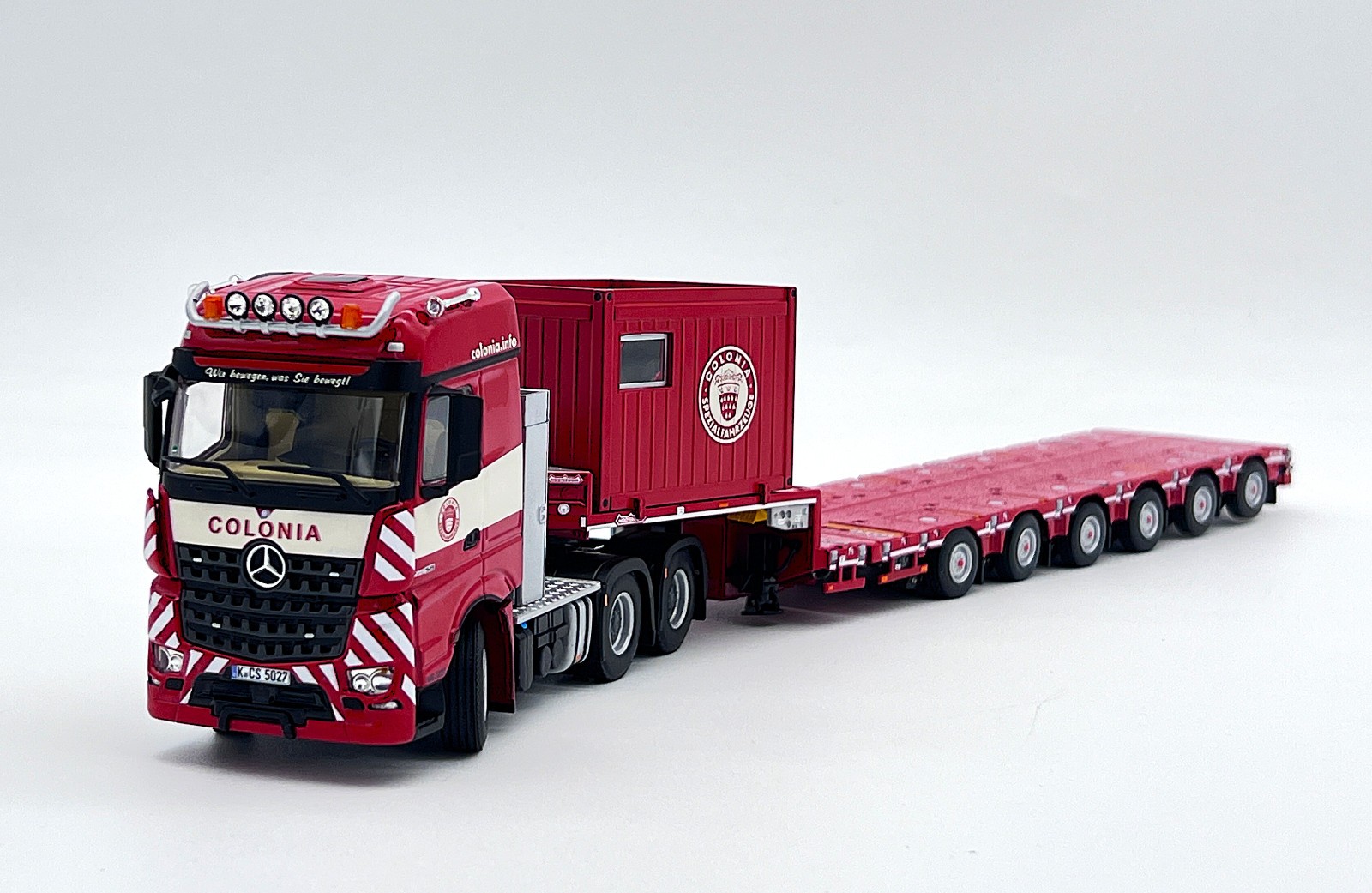 Rimorchio basso caricatore Mercedes Arocs MP4 + modelli di camion WSI "Coloni...