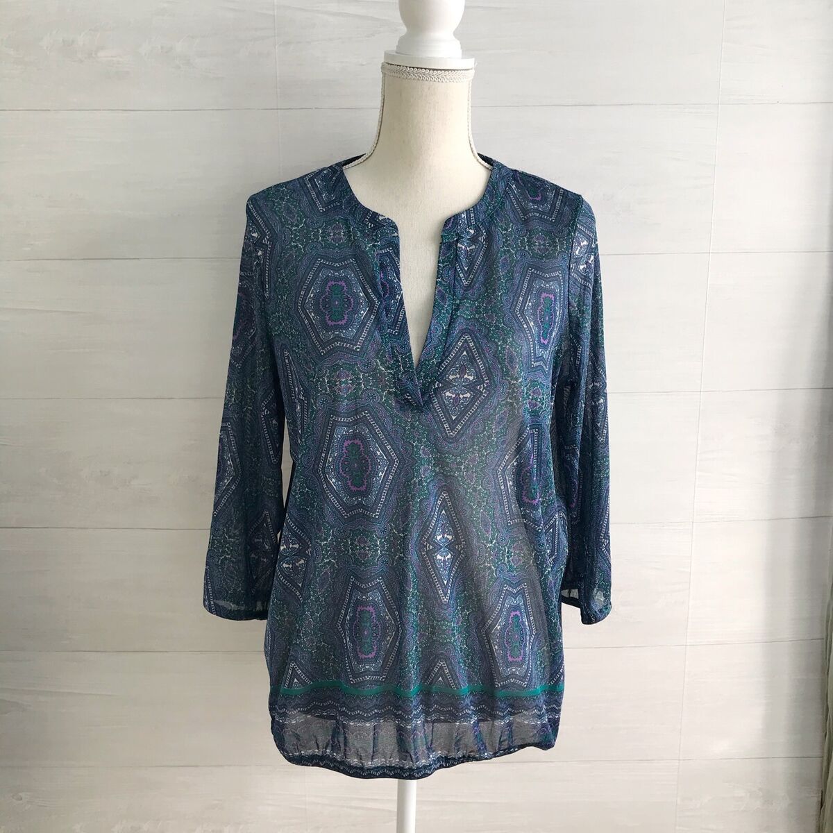 The Limited - Blue & purple paisley semi-sheer V-neck top, L The Limited - Blue & purple paisley semi-sheer V-neck top, L