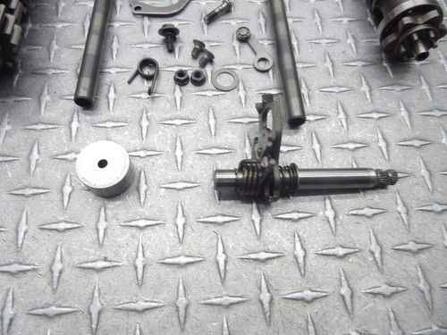 2008 08-12 Suzuki Hayabusa Busa GSXR1300 Transmission Gearbox Gear Shaft Fork - Picture 19 of 23