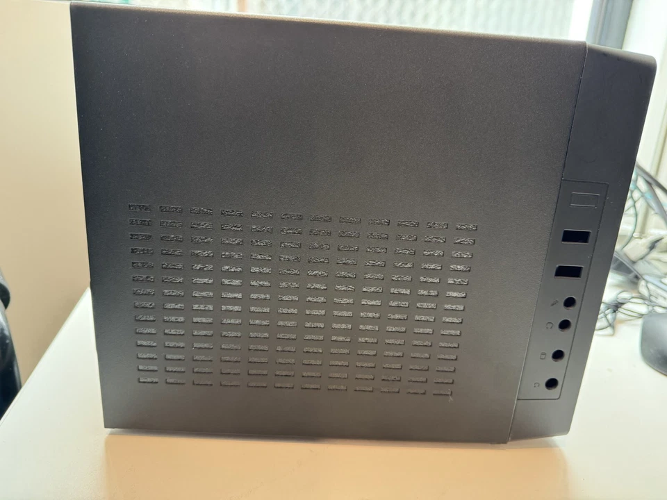 Cooler Master Elite 110 Mini-ITX PC Case - Image 2 of 4