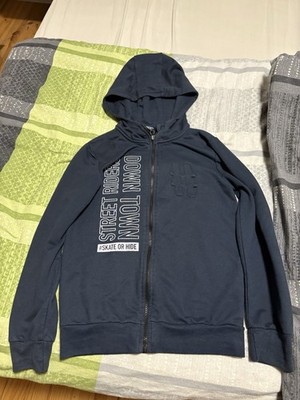 Jungen Kapuzen Stoff Weste, Größe 134/140 der Marke Y.F.K. 