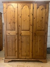 Ducal Pine Victoria Triple Wardrobe: 3 Door, Lockable, Mirror, Tie Rack, Shelves