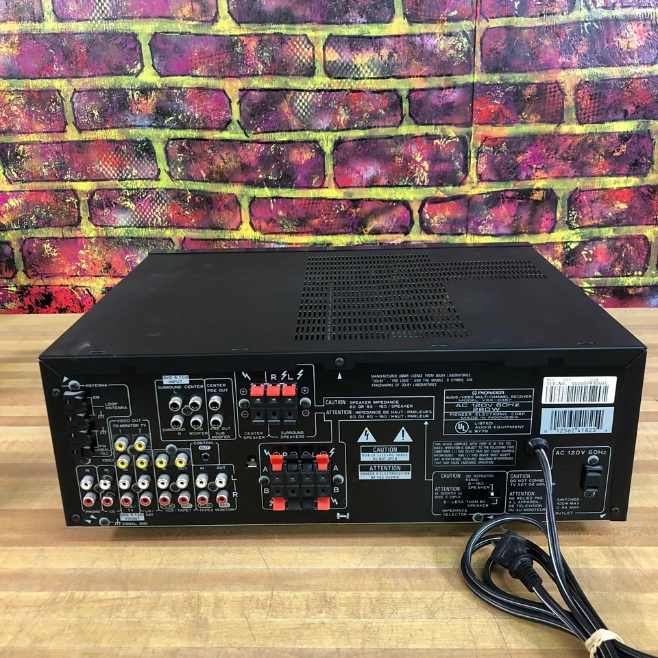 Pioneer VSX-D457 Stereo AV Receiver Amplifier Dolby, 5.1 surround (GREAT SOUND) - Image 4 of 4