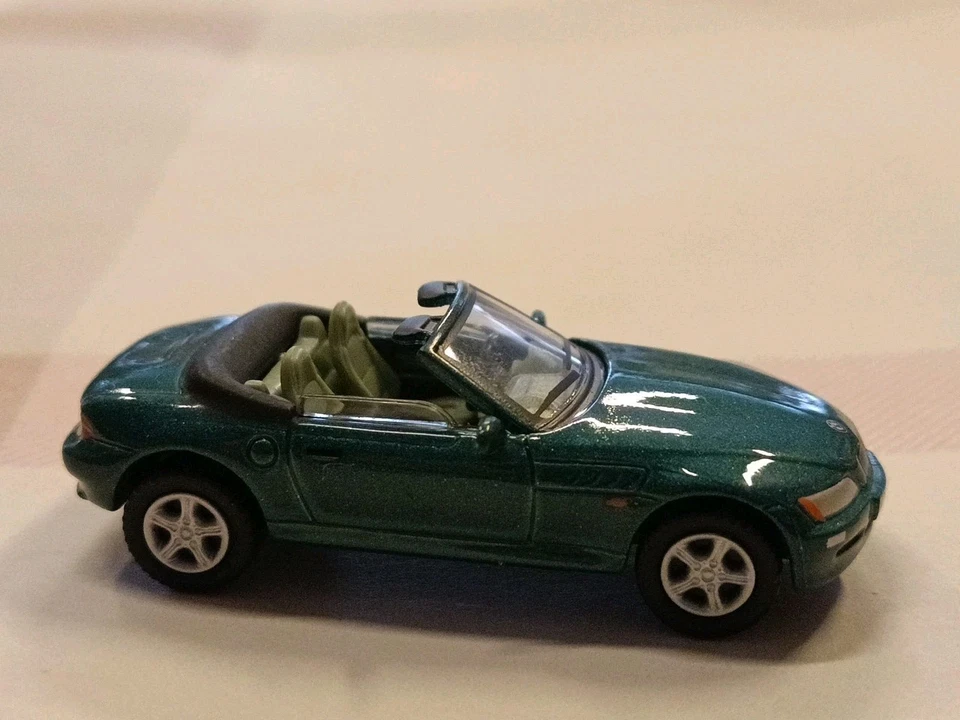 BMW Z3 Cabrio - scala 1/72 - die cast metal Carararma - Immagine 3 di 4