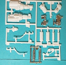 78 Gmc Chevrolet Pickup Sbc 350 V8 Engine - Revell - Model Car Kit Parts Lot