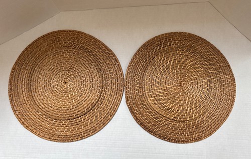 4-Rattan Wicker Cane Plate Chargers Boho Beach Farm 13” Outer -Dia- 8.25 Inset - Picture 4 of 9