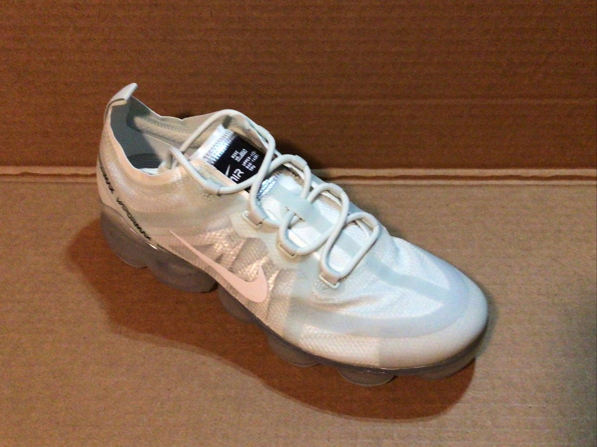 Nike Air Vapormax 2019 barely grey/white/black size 8 mens