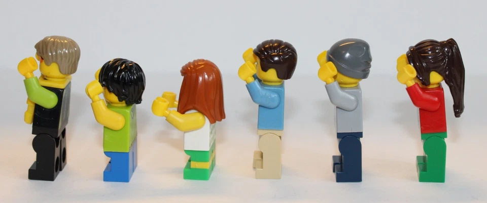 12 Lego Minifigures from People Packs #60202 #60234 #60134 #60153 #60230 - Image 3 of 4