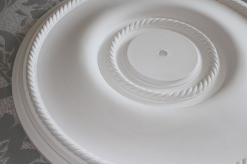 Rosa da soffitto in gesso, design in corda di gesso georgiana, 380 mm / 15" fatta a mano - Foto 2 di 6