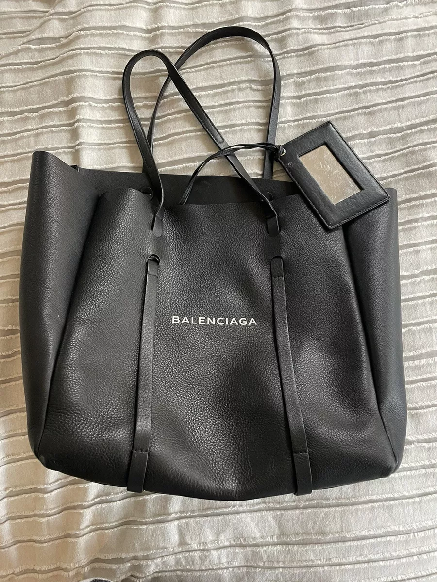 Balenciaga Laundry Cabas Tote Fringe Leather XS Metallic eBay #49 Balenciaga Laundry Cabas Tote Fringe Leather XS Metallic eBay