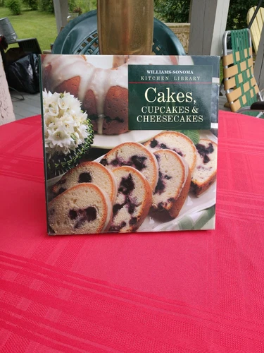 Cakes,Cupcakes And Cheesecake William--Sonoma, hardcovered Cookbook