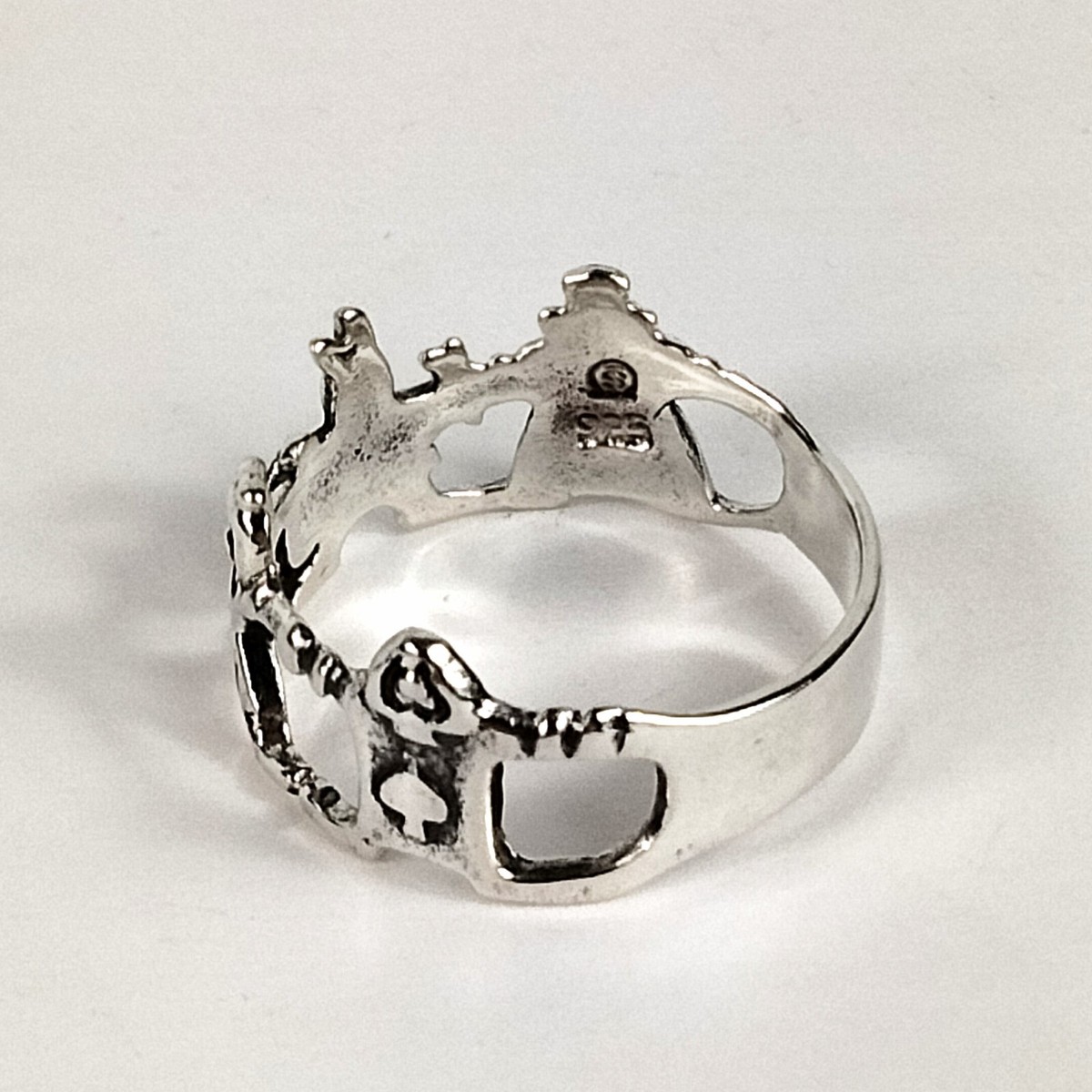 Sterling Silver Alice in Wonderland Ring - Band with 4 Book