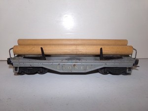 Lionel Flat Car with Three Logs