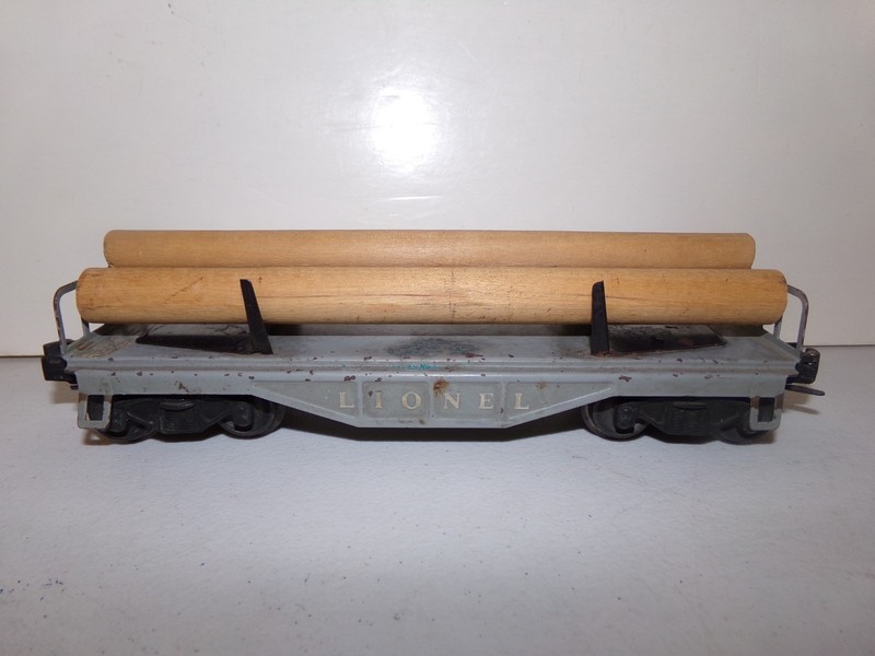 Lionel Flat Car with Three Logs