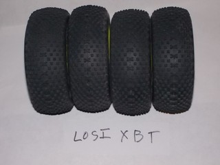 Pneumatici Losi XBT 1/8° Buggy montati e bilanciati